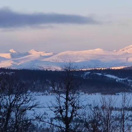 Gorgeous In With House A Mountain View